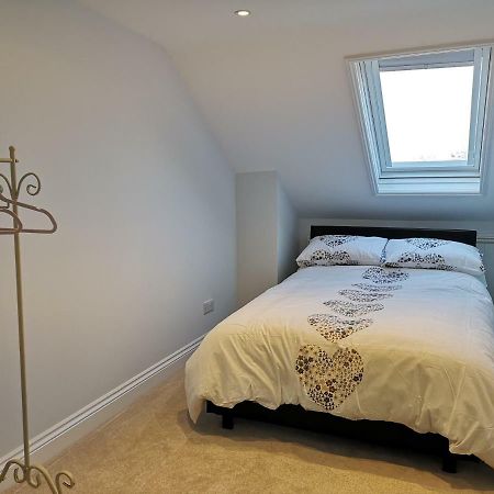 Guildford Town House Villa ภายนอก รูปภาพ